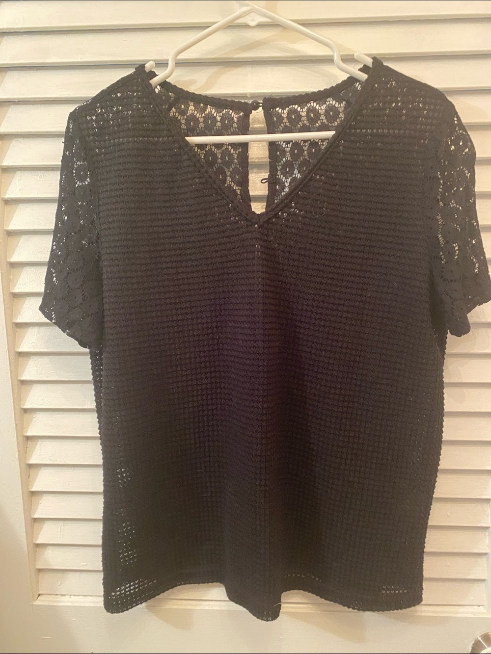 SHEIN Black Lace Sleeve V-Neck Knit Top
